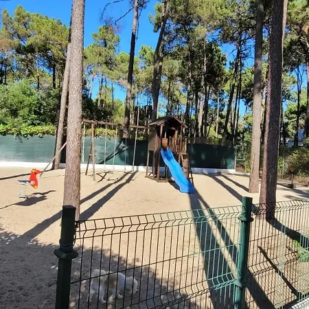 With Pool In - 53 M², 5 Guests *