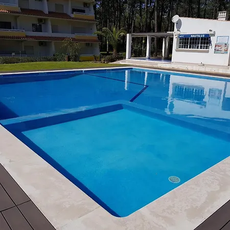 Apartment With Pool In Vilamoura - 53 M², 5 Guests * Vilamoura