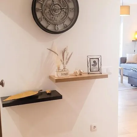 With Pool In - 53 M², 5 Guests Apartment *