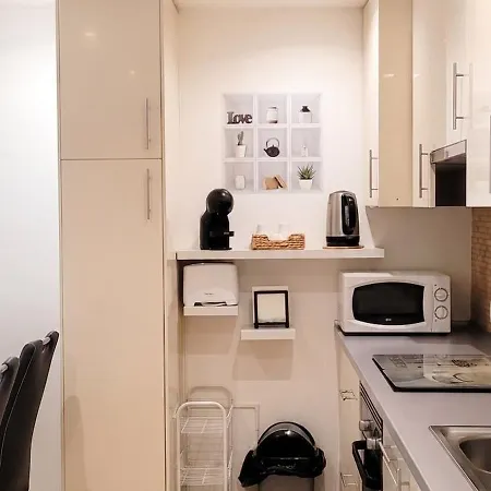With Pool In - 53 M², 5 Guests Apartment