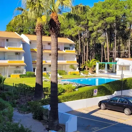 With Pool In - 53 M², 5 Guests Apartment Vilamoura