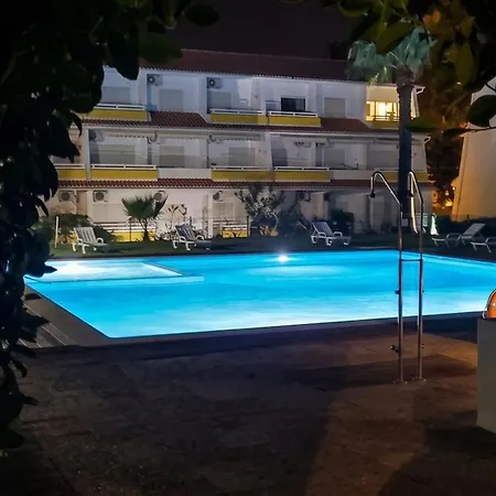 Apartment With Pool In - 53 M², 5 Guests