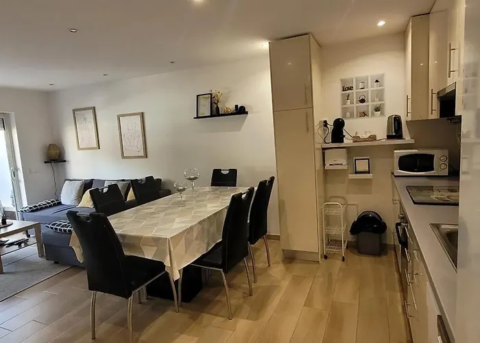 Apartment With Pool In Vilamoura - 53 M², 5 Guests * Vilamoura